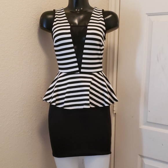 cameo Dresses & Skirts - Cameo Mini Dress